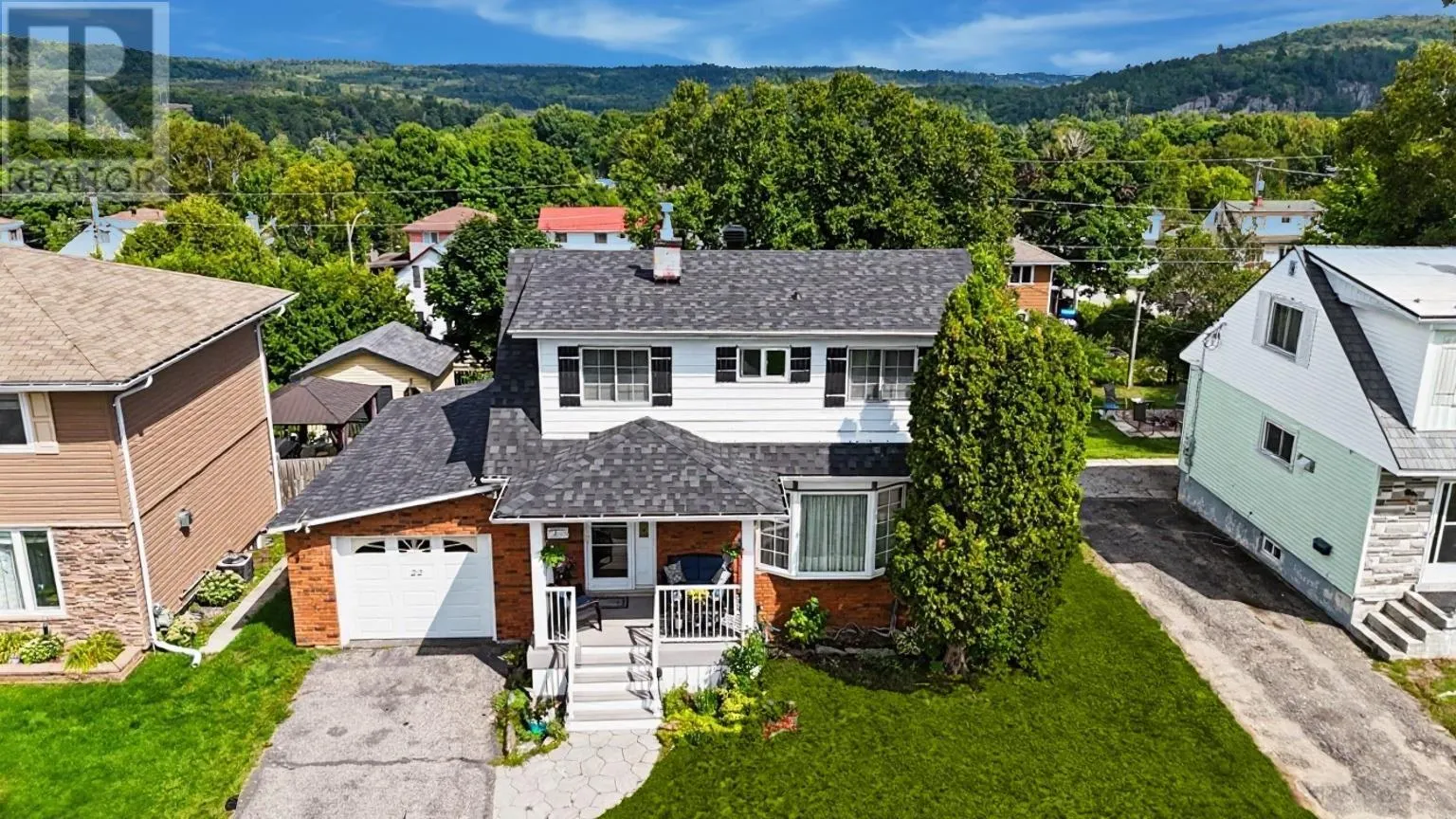 22 Birch RD