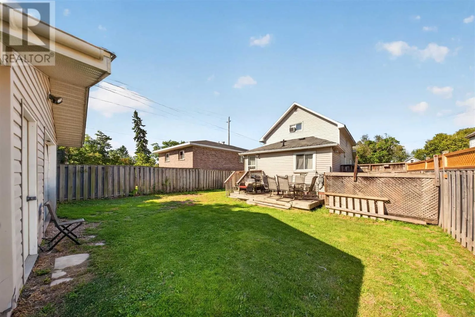 566 Northland RD