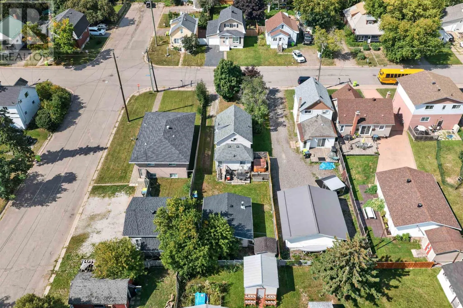 566 Northland RD