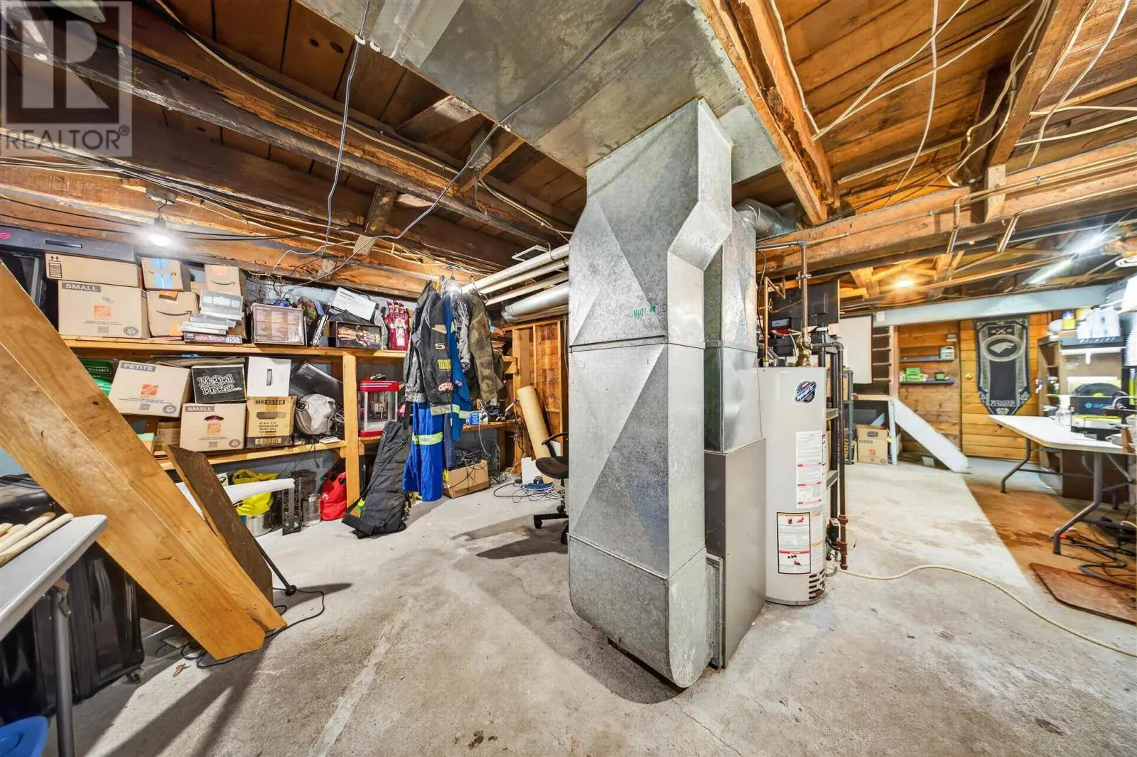 566 Northland RD