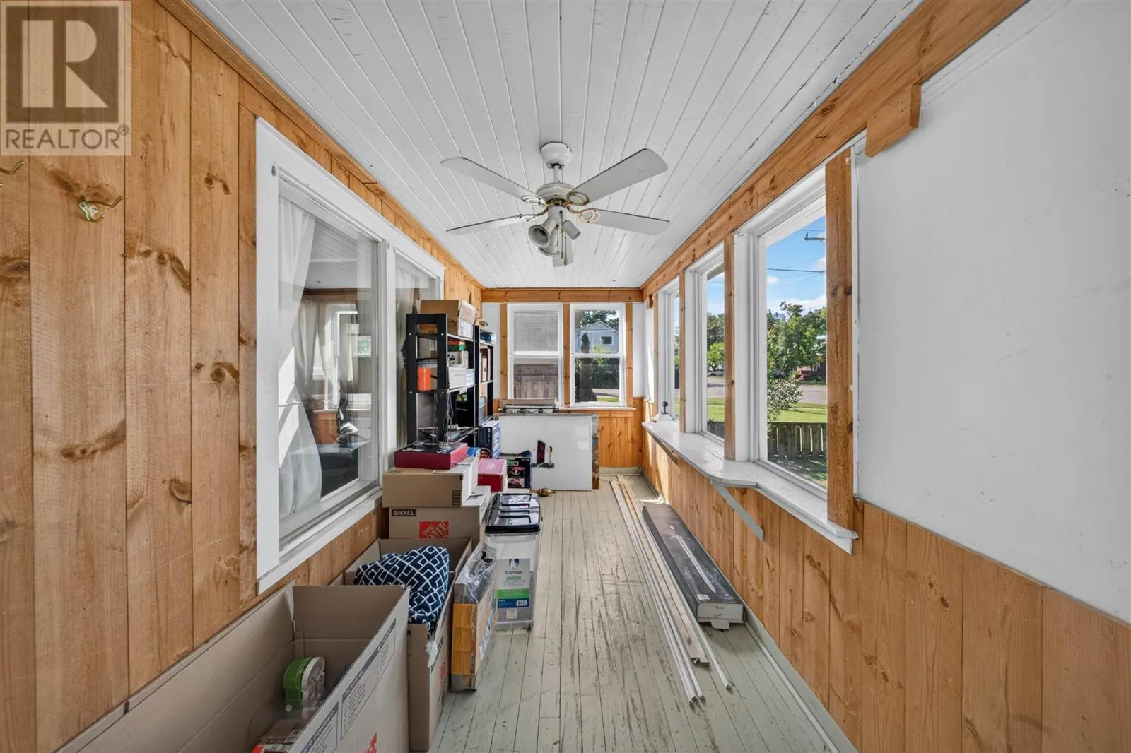 566 Northland RD