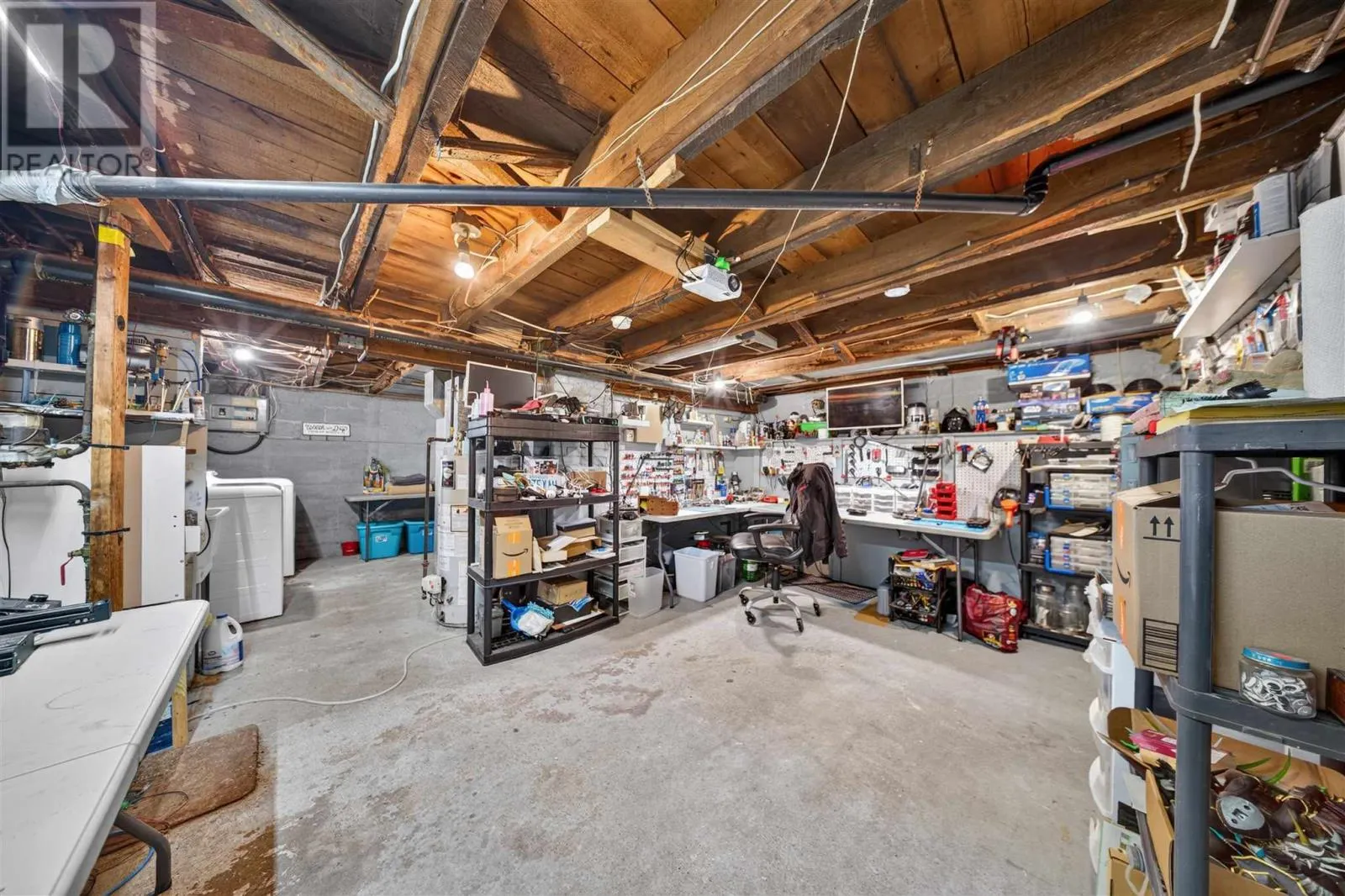 566 Northland RD