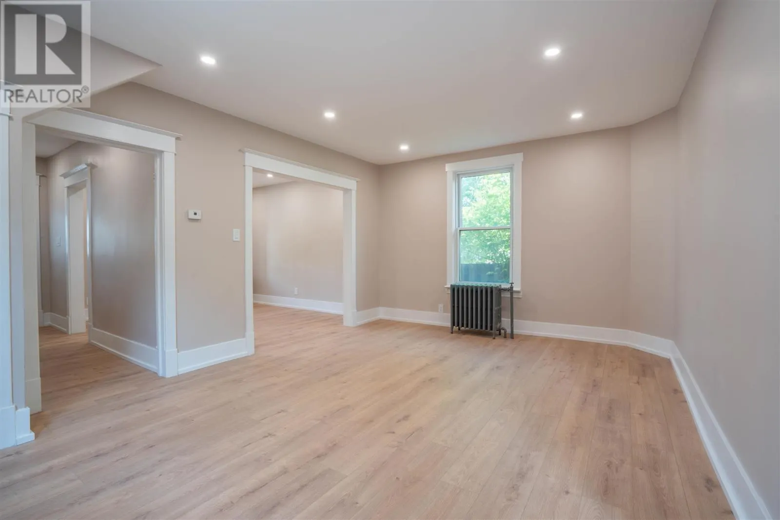 216 Goulais AVE