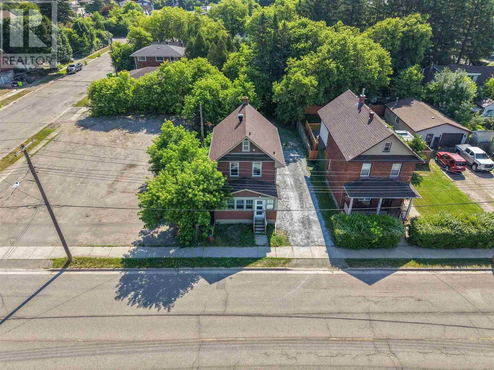 216 Goulais AVE