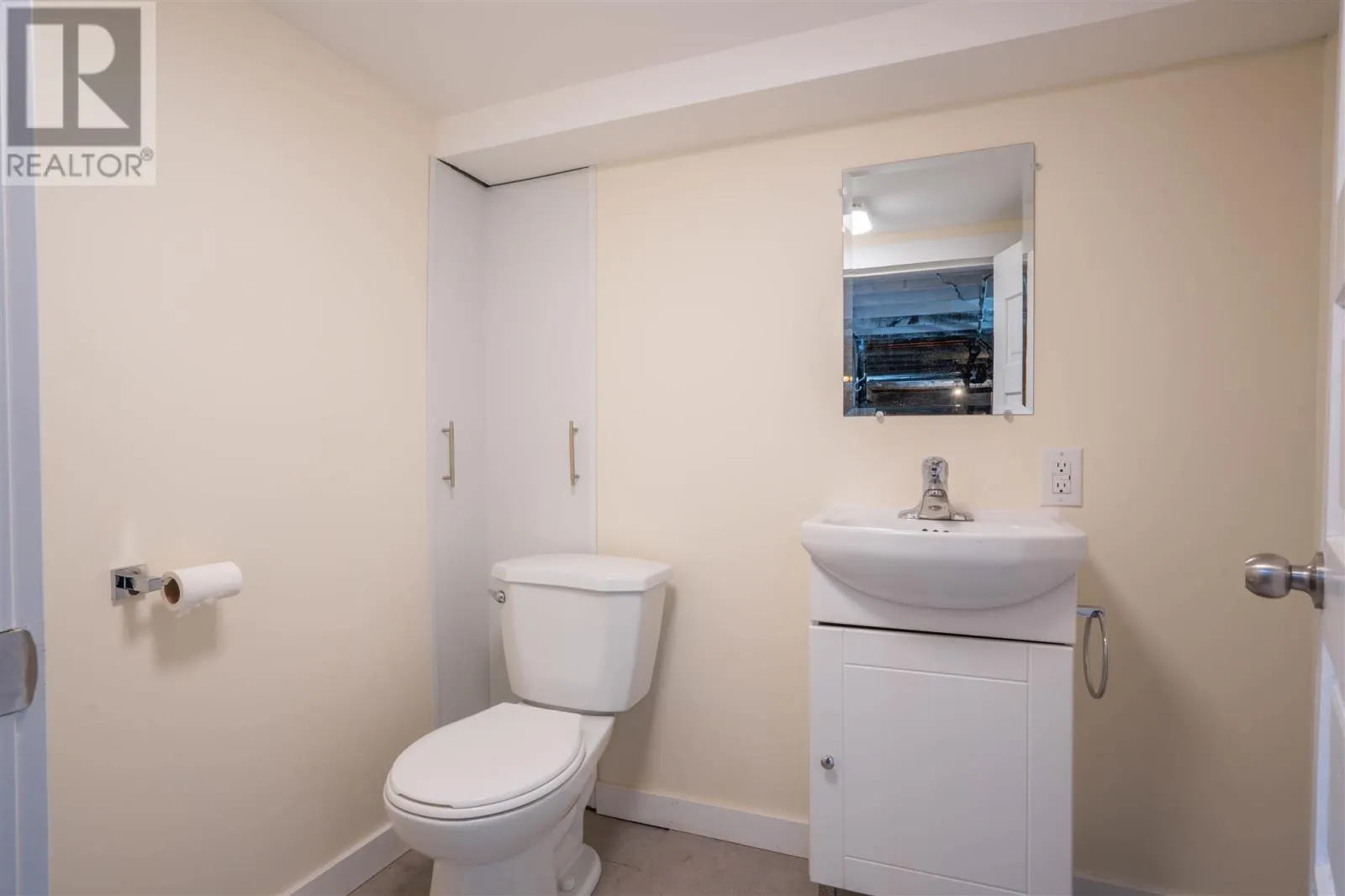 216 Goulais AVE