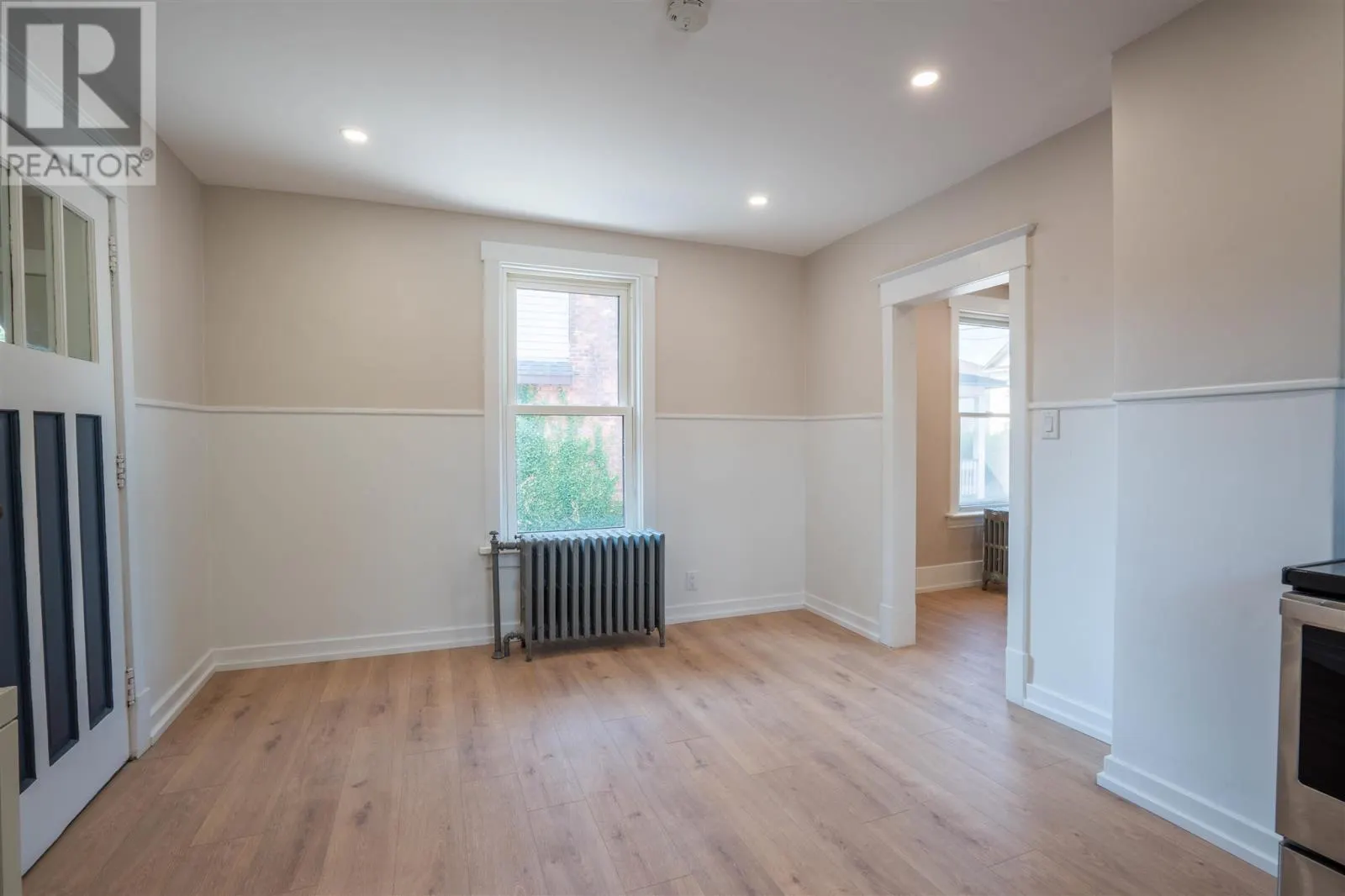 216 Goulais AVE