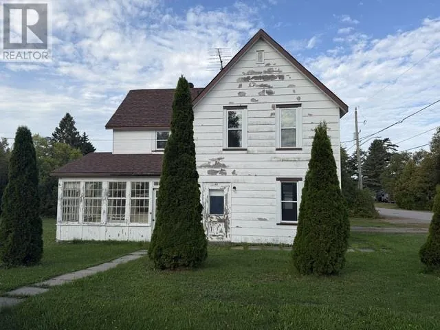62 Queen ST