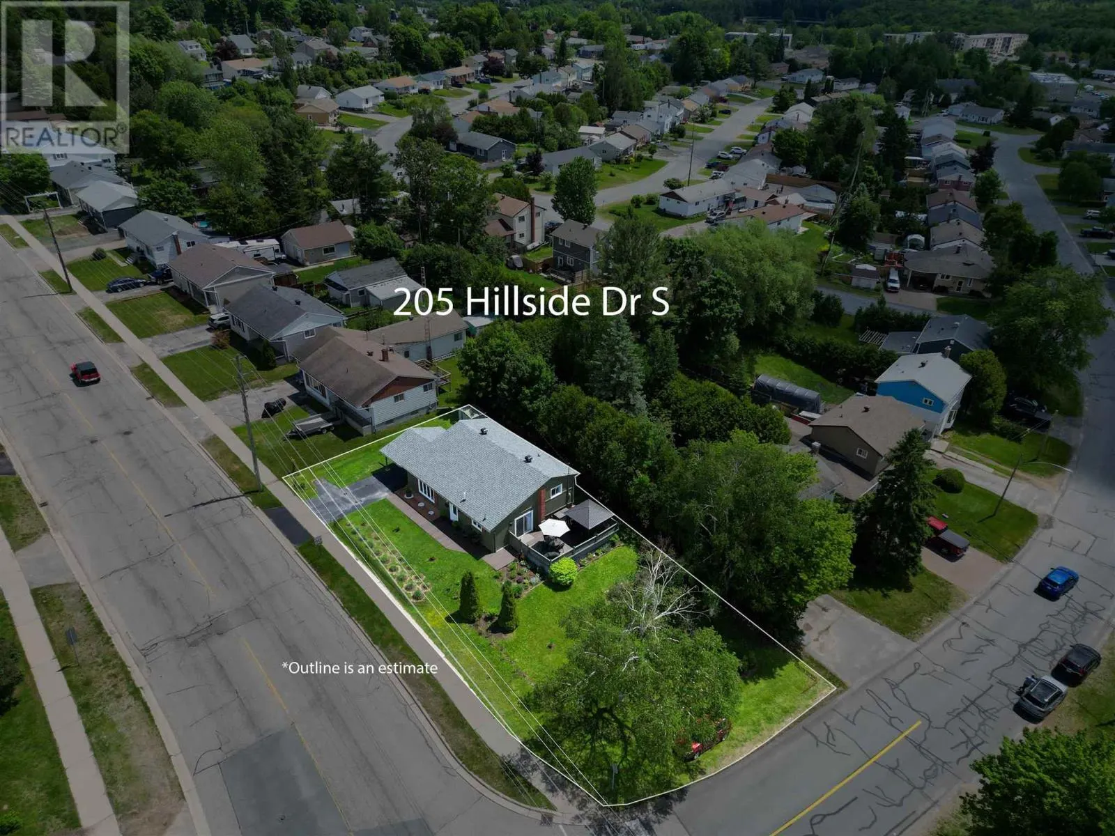 205 Hillside DR S