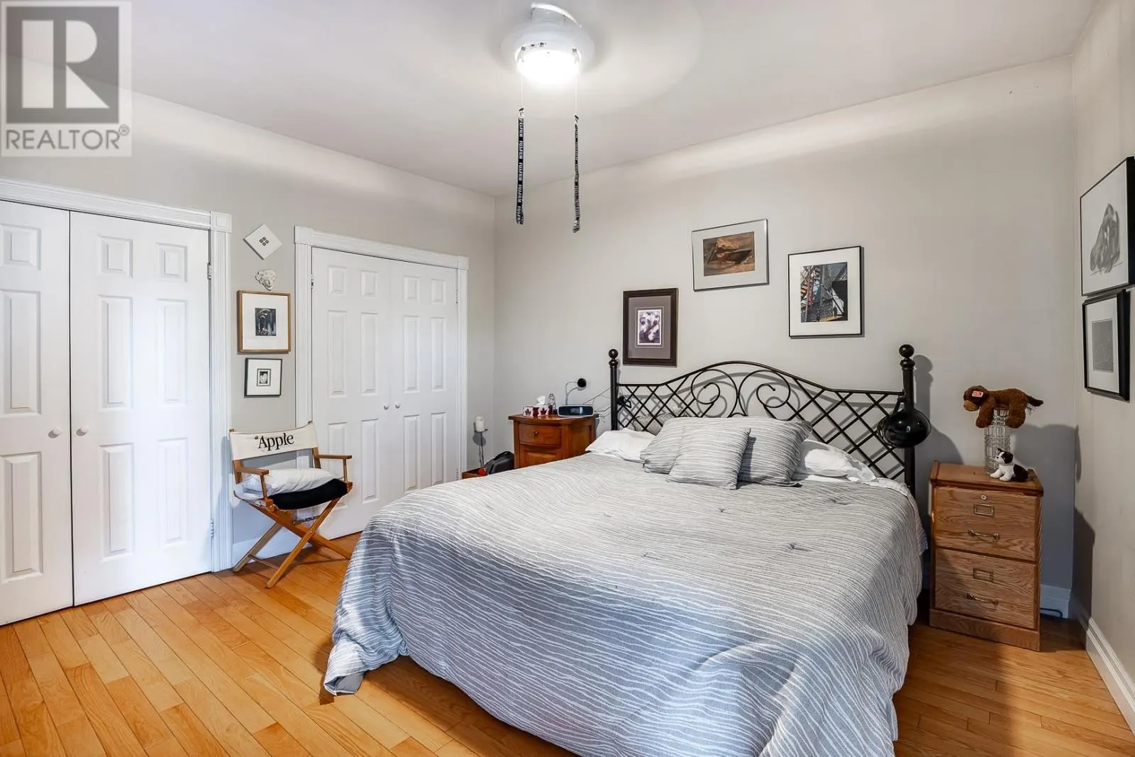 716-718 Queen ST
