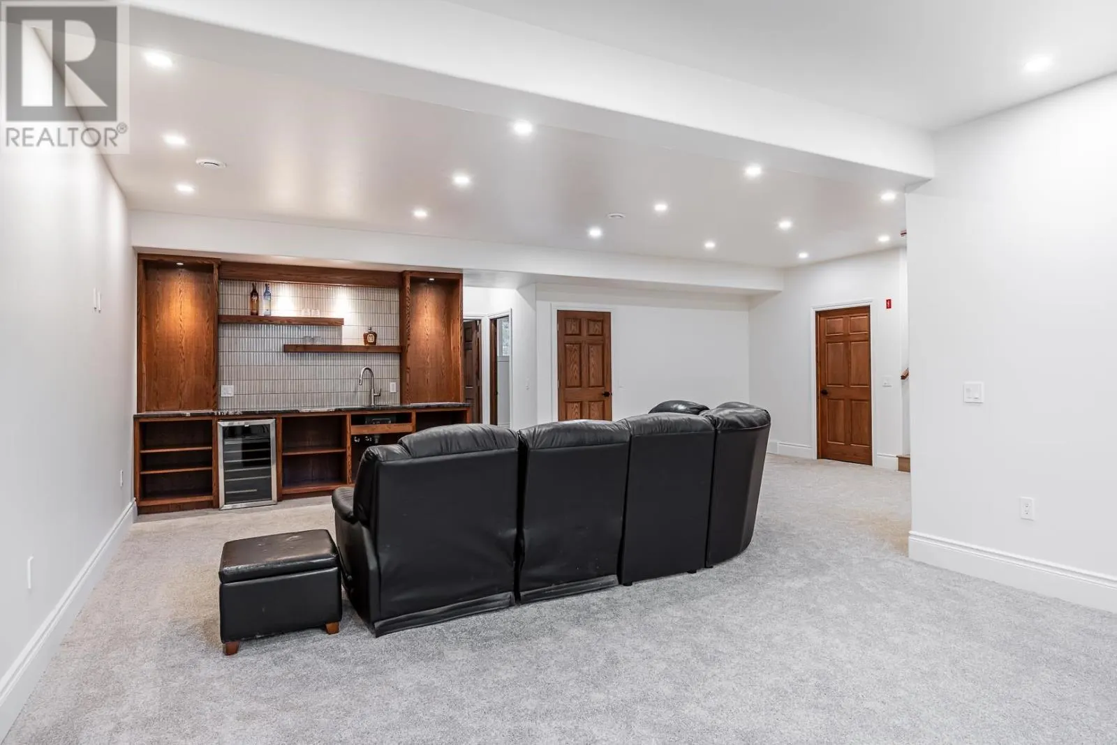 126 Queensgate BLVD