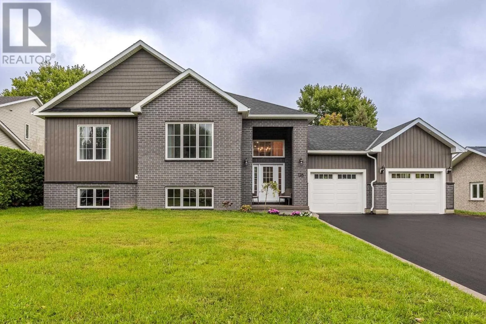 126 Queensgate BLVD
