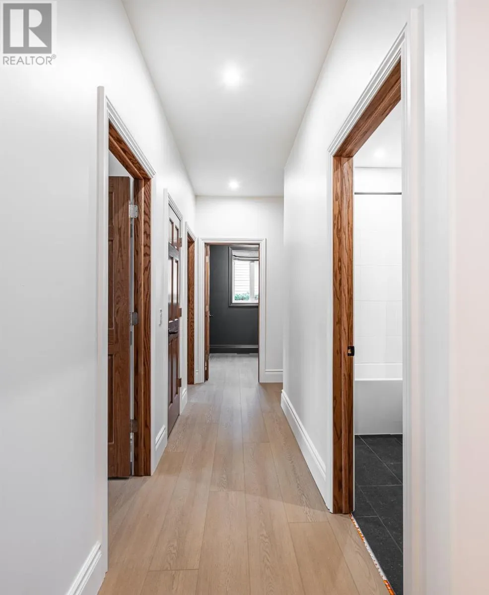 126 Queensgate BLVD