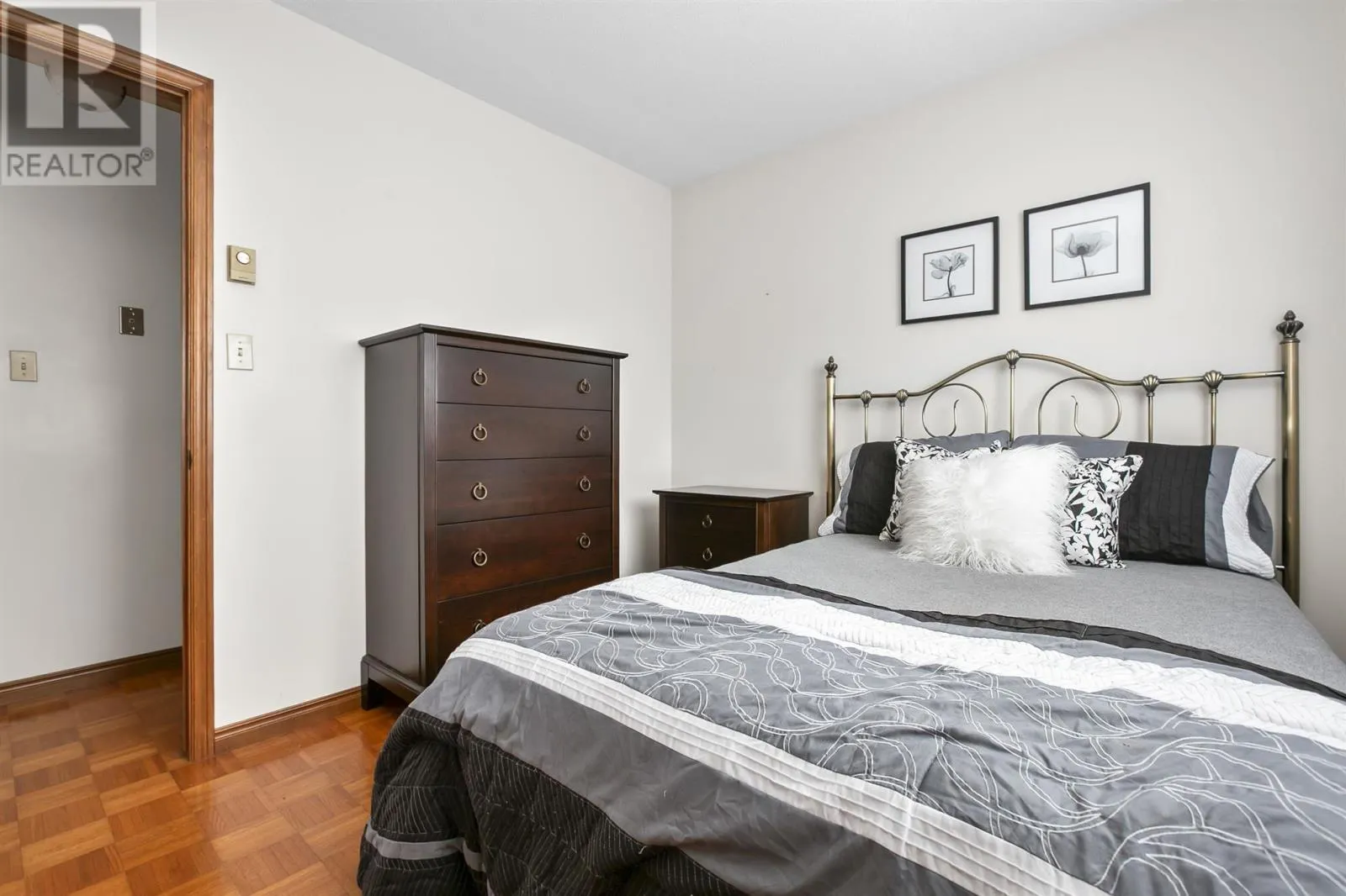 62 Laronde AVE