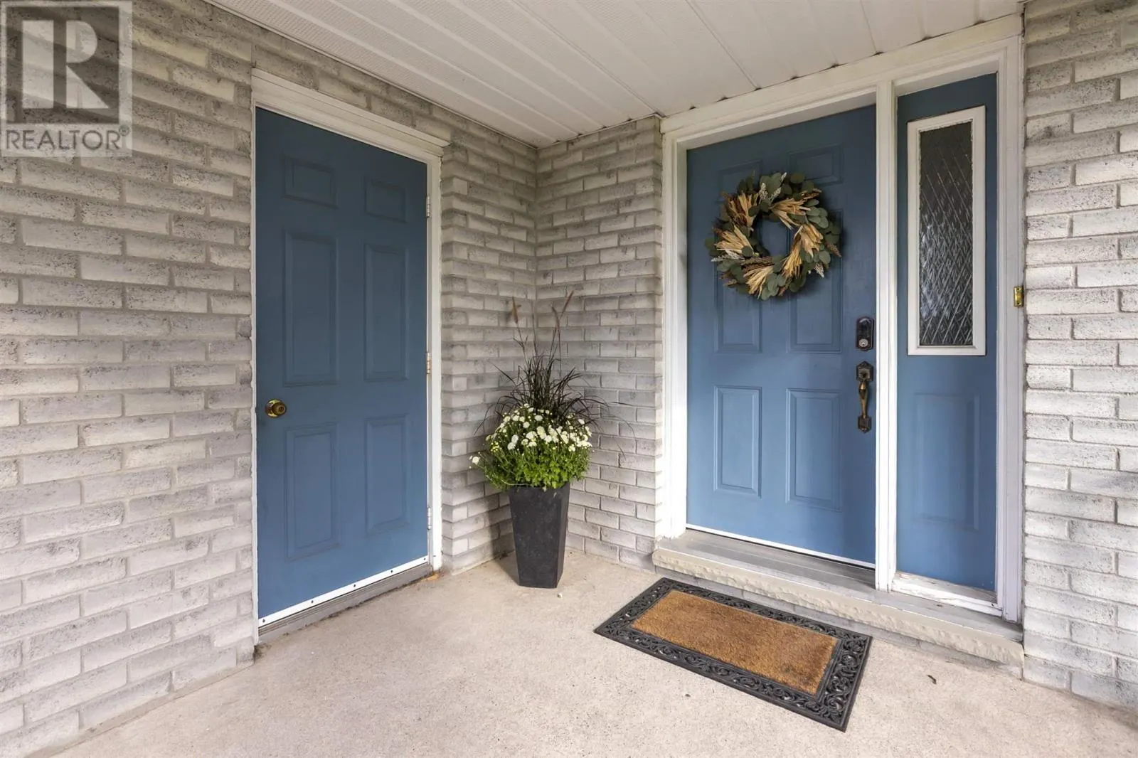 62 Laronde AVE