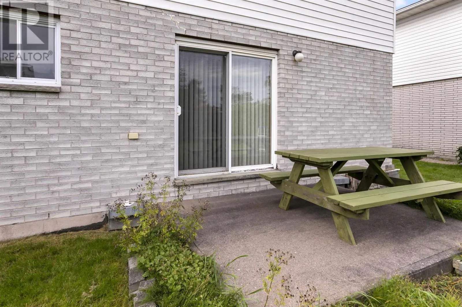62 Laronde AVE