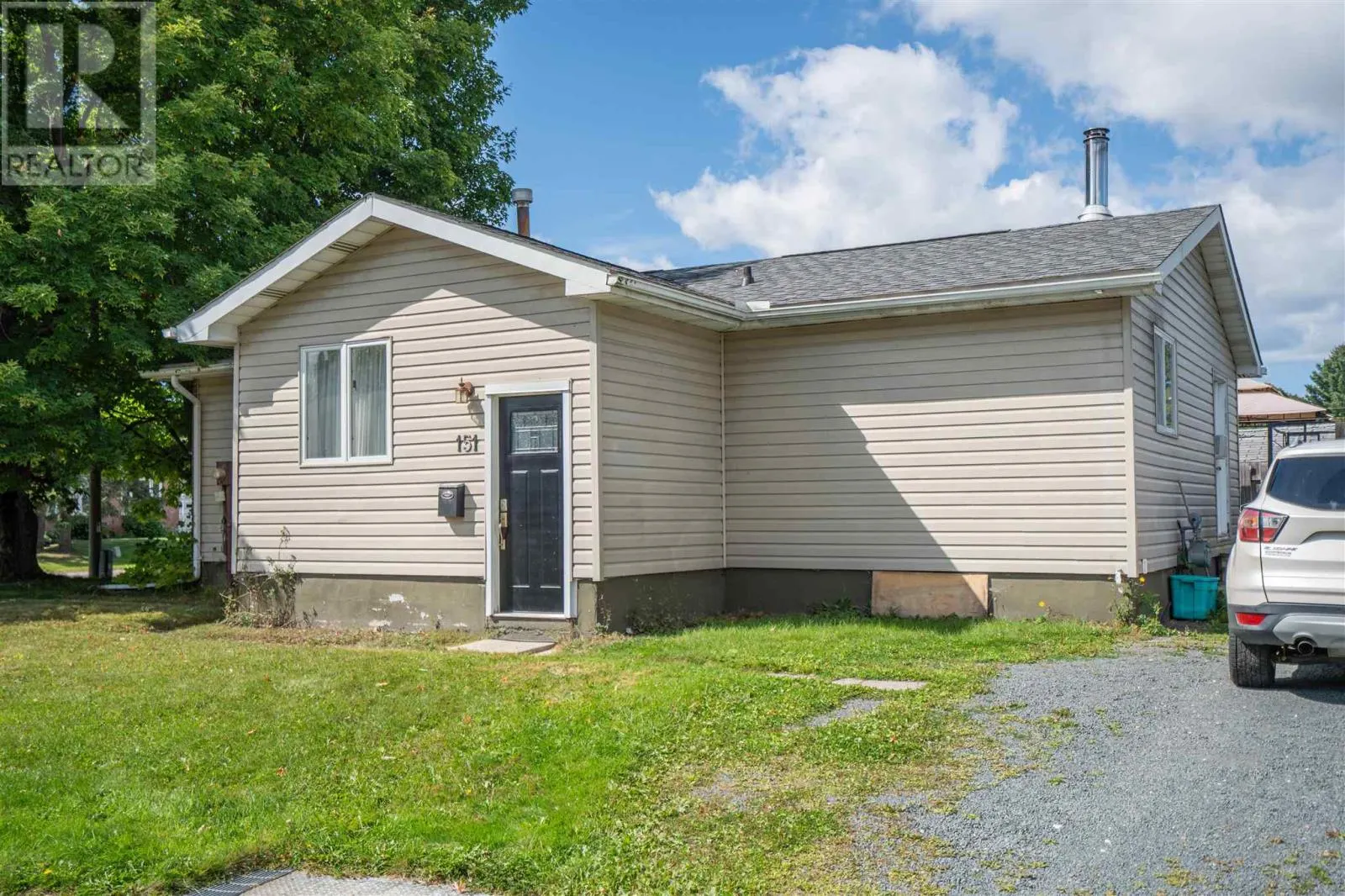 151 Chicora CRES