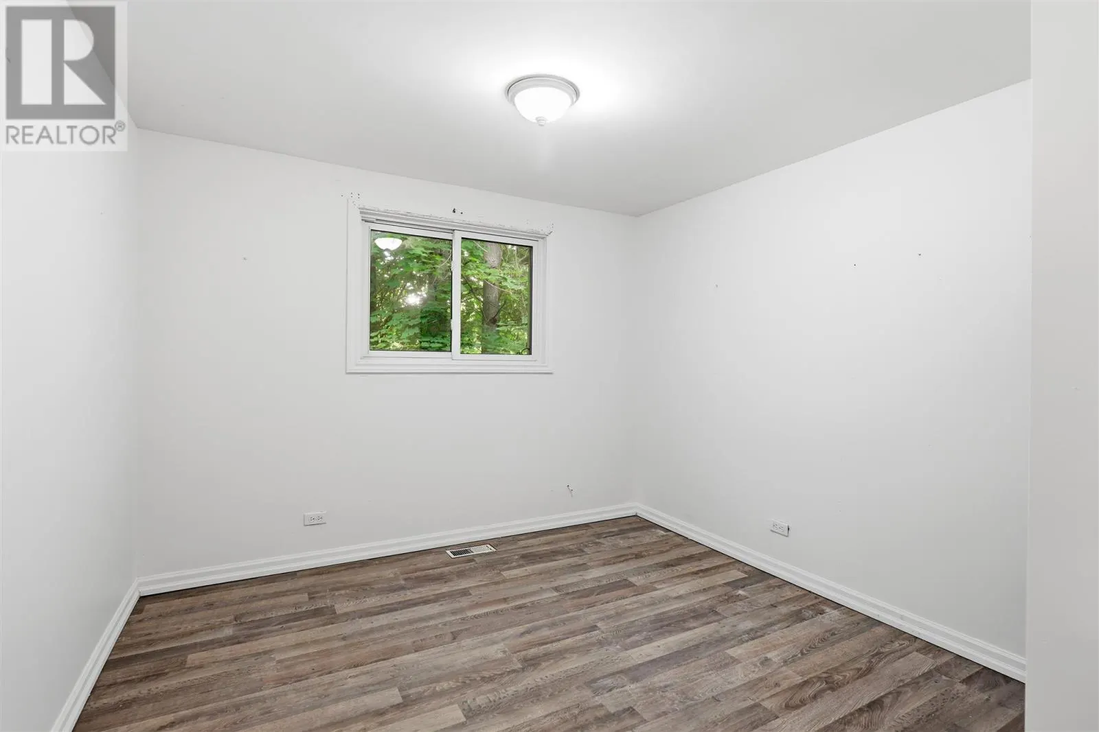 59 Adeline AVE