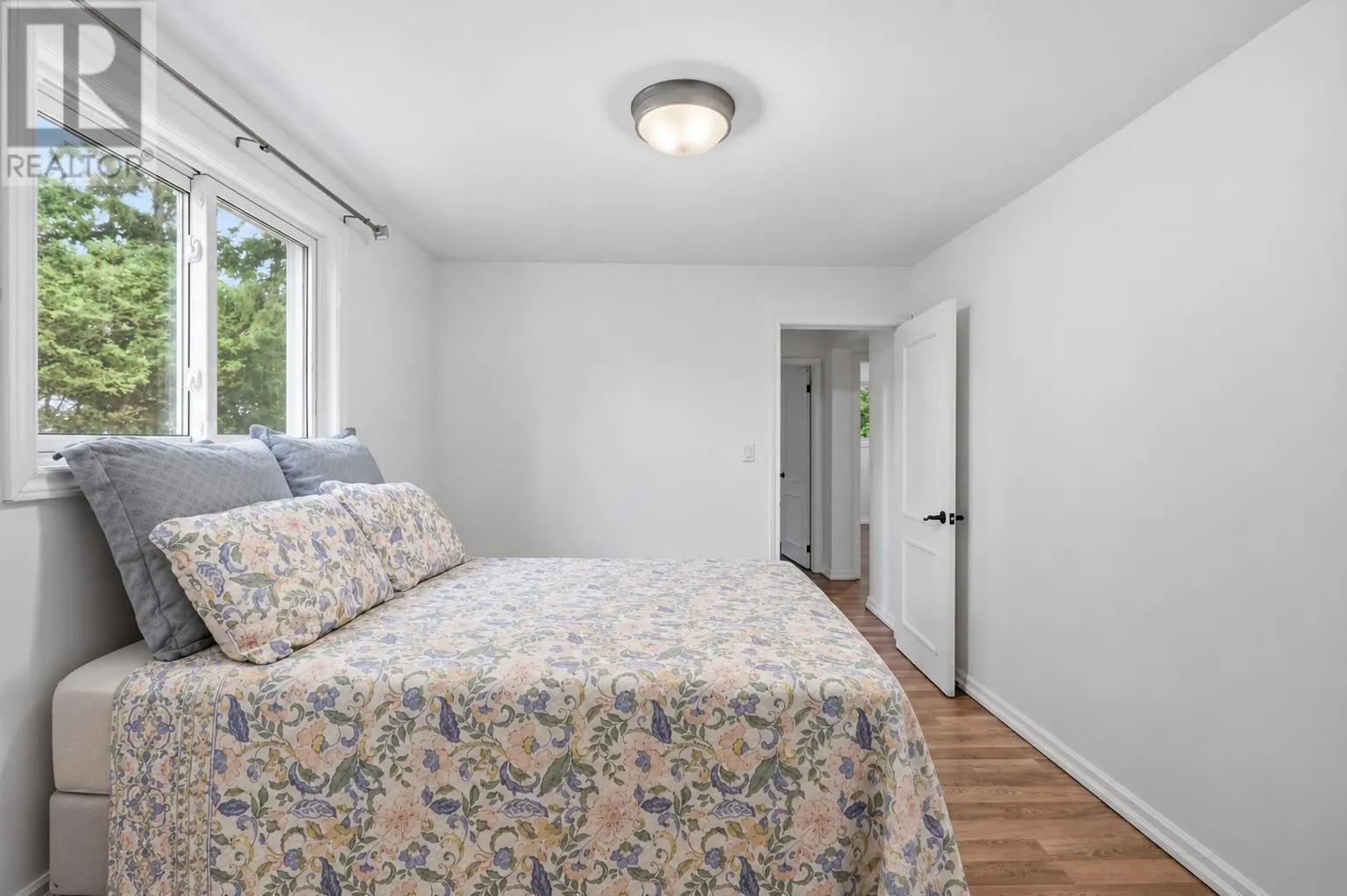 59 Adeline AVE
