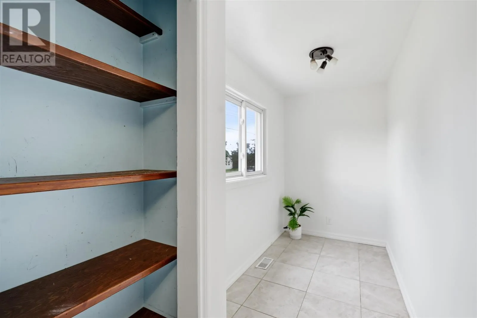 59 Adeline AVE