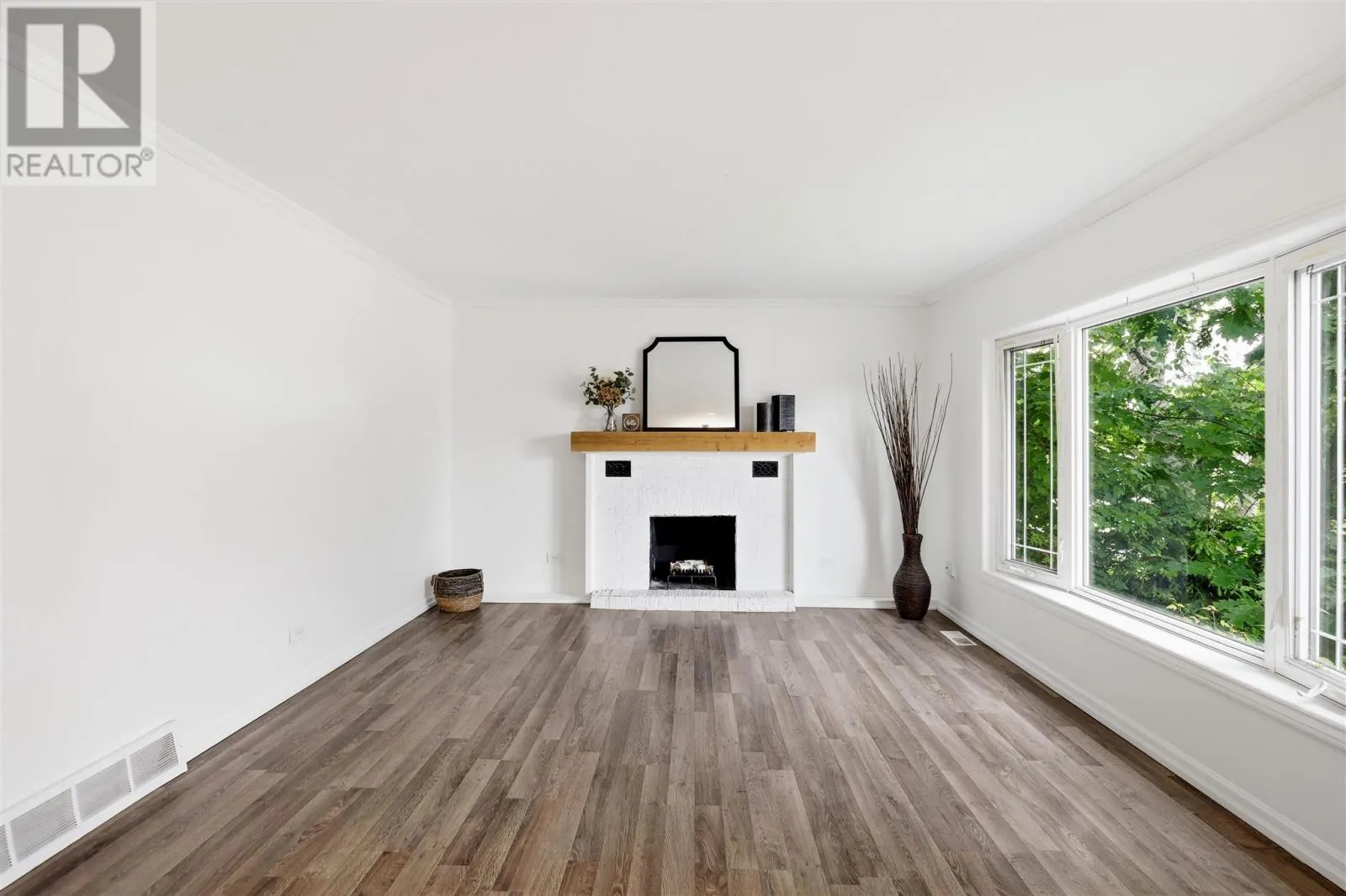 59 Adeline AVE