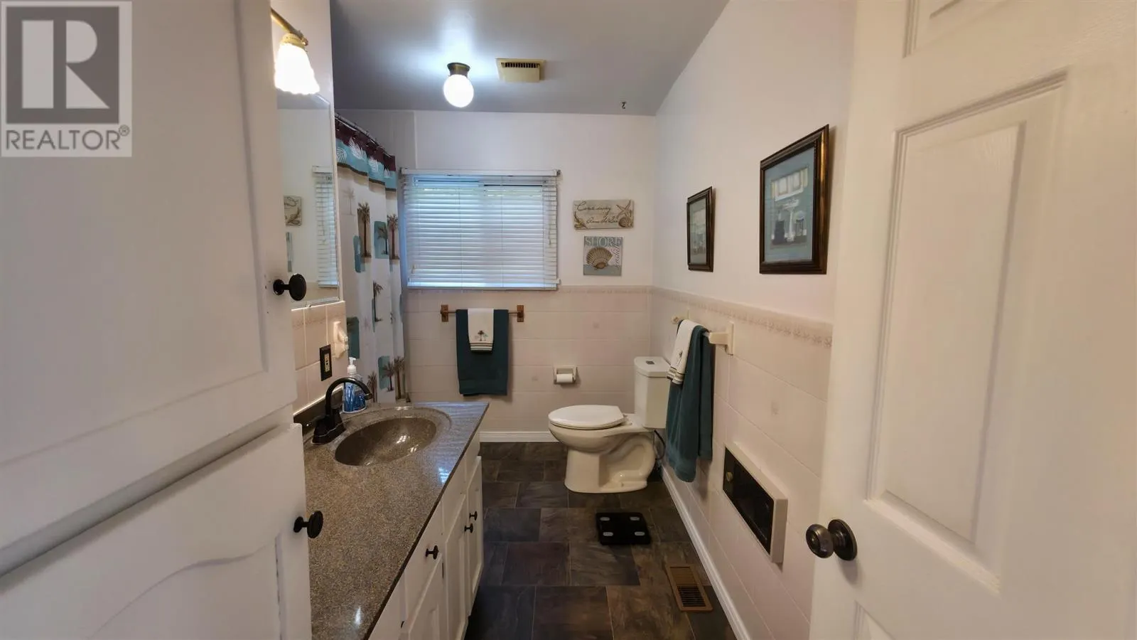 484 Red Pine DR