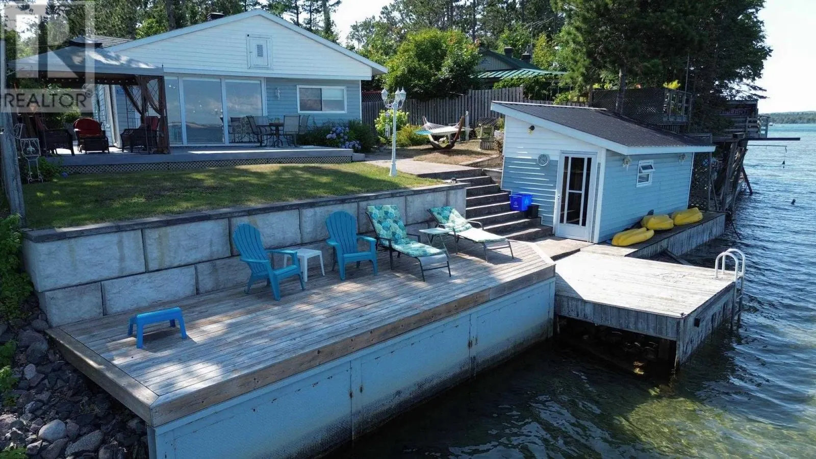484 Red Pine DR