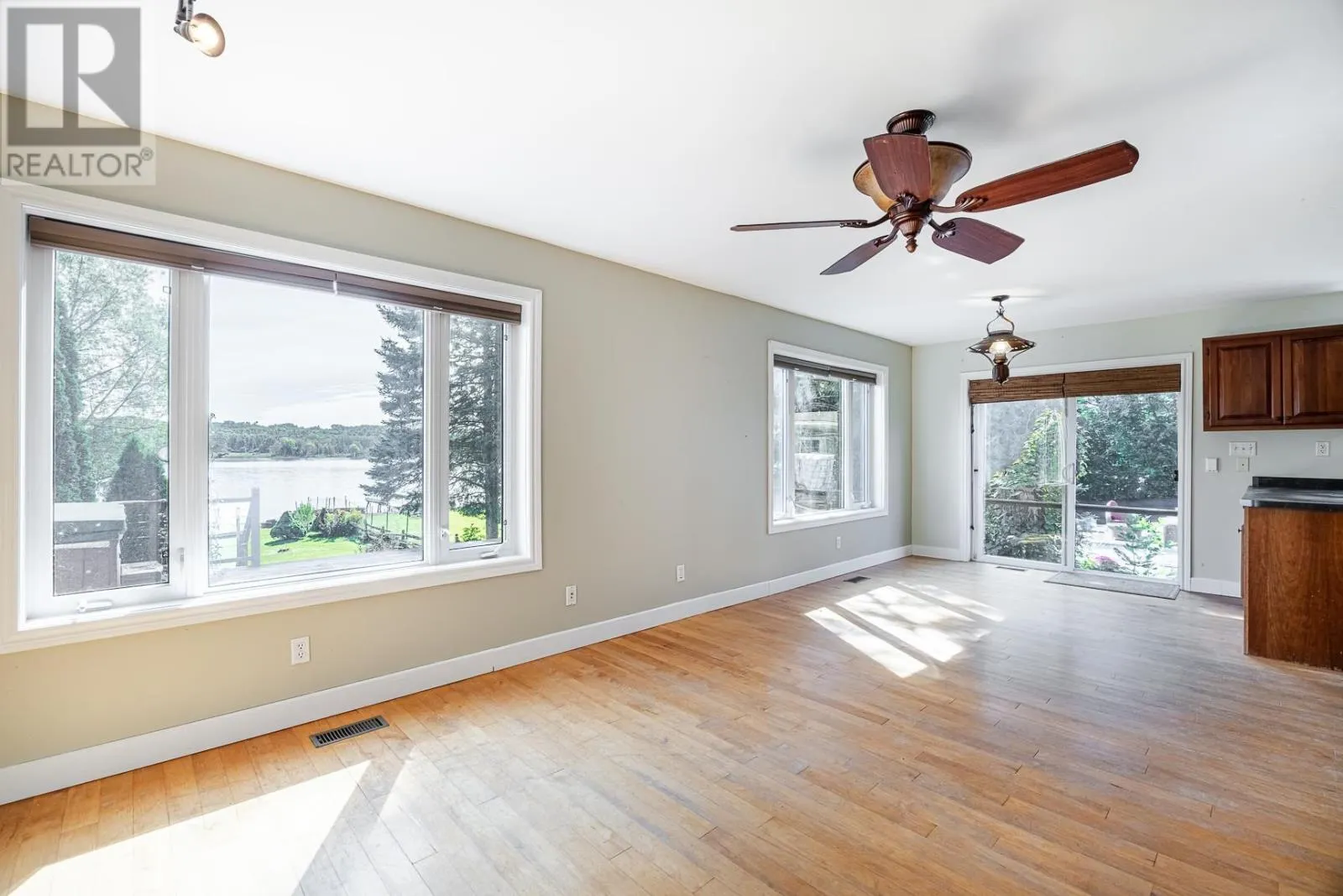 515 River RD