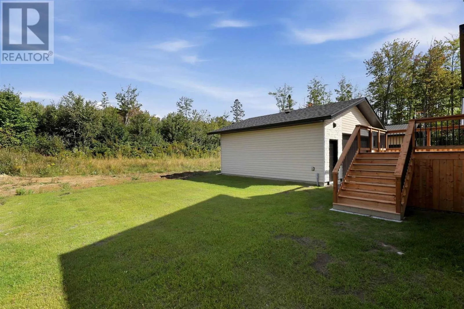 215 Greenfield DR