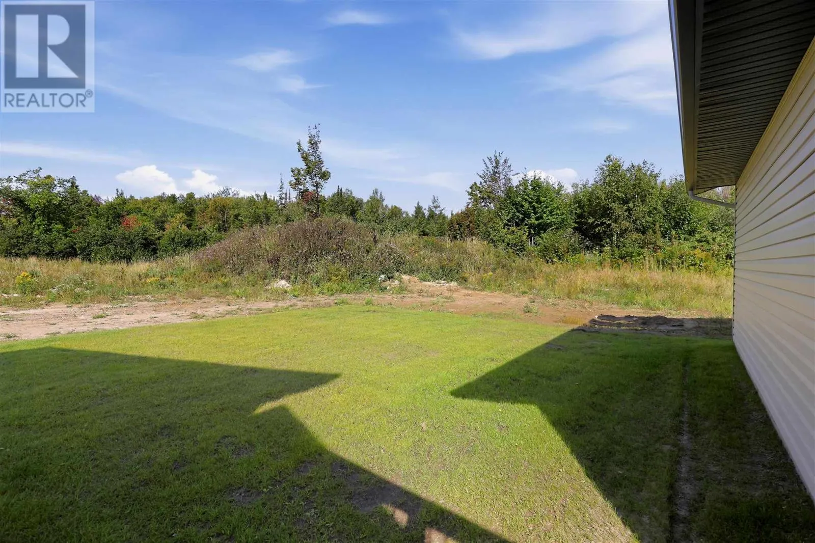 215 Greenfield DR