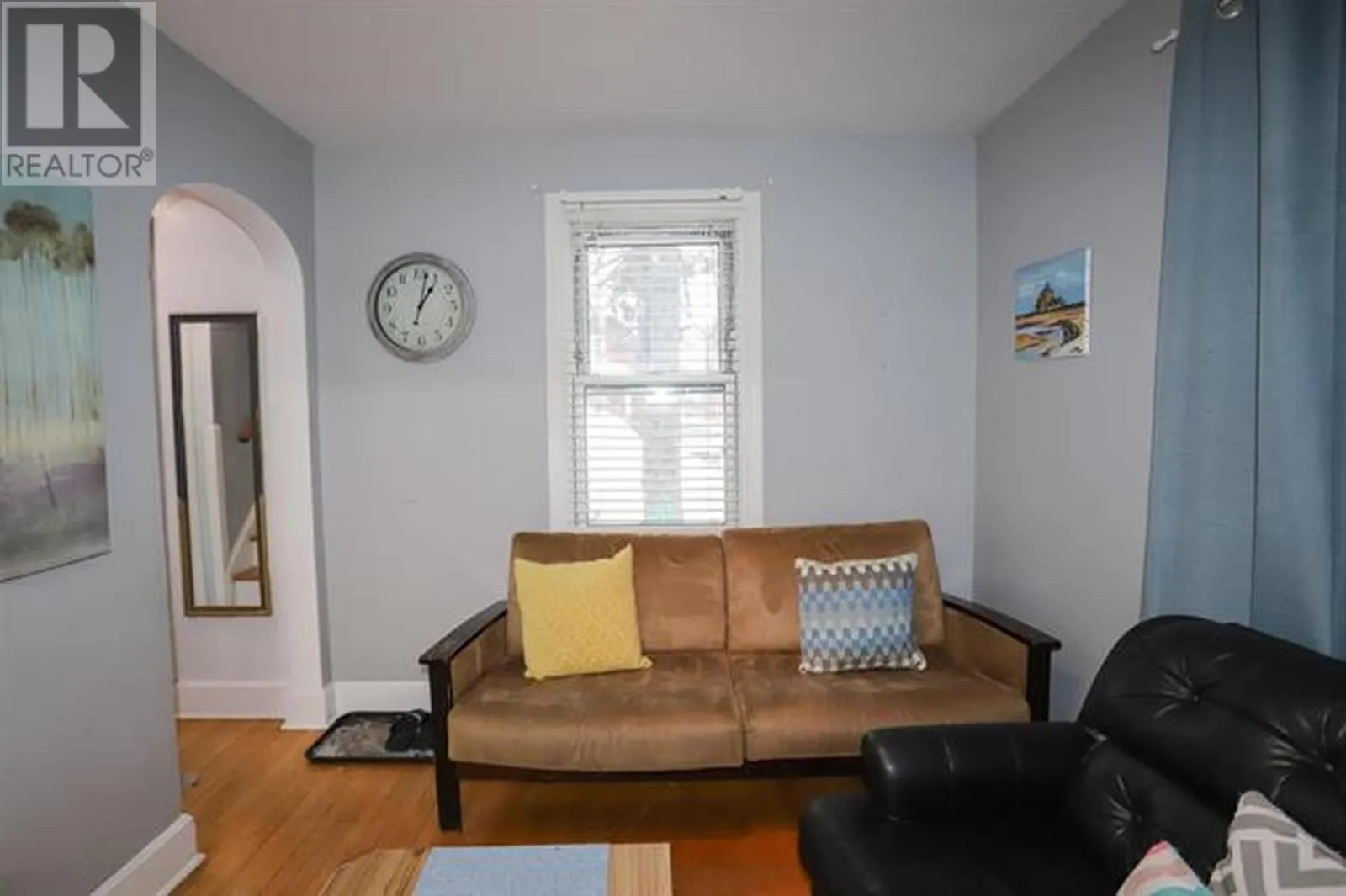 240 Huron ST