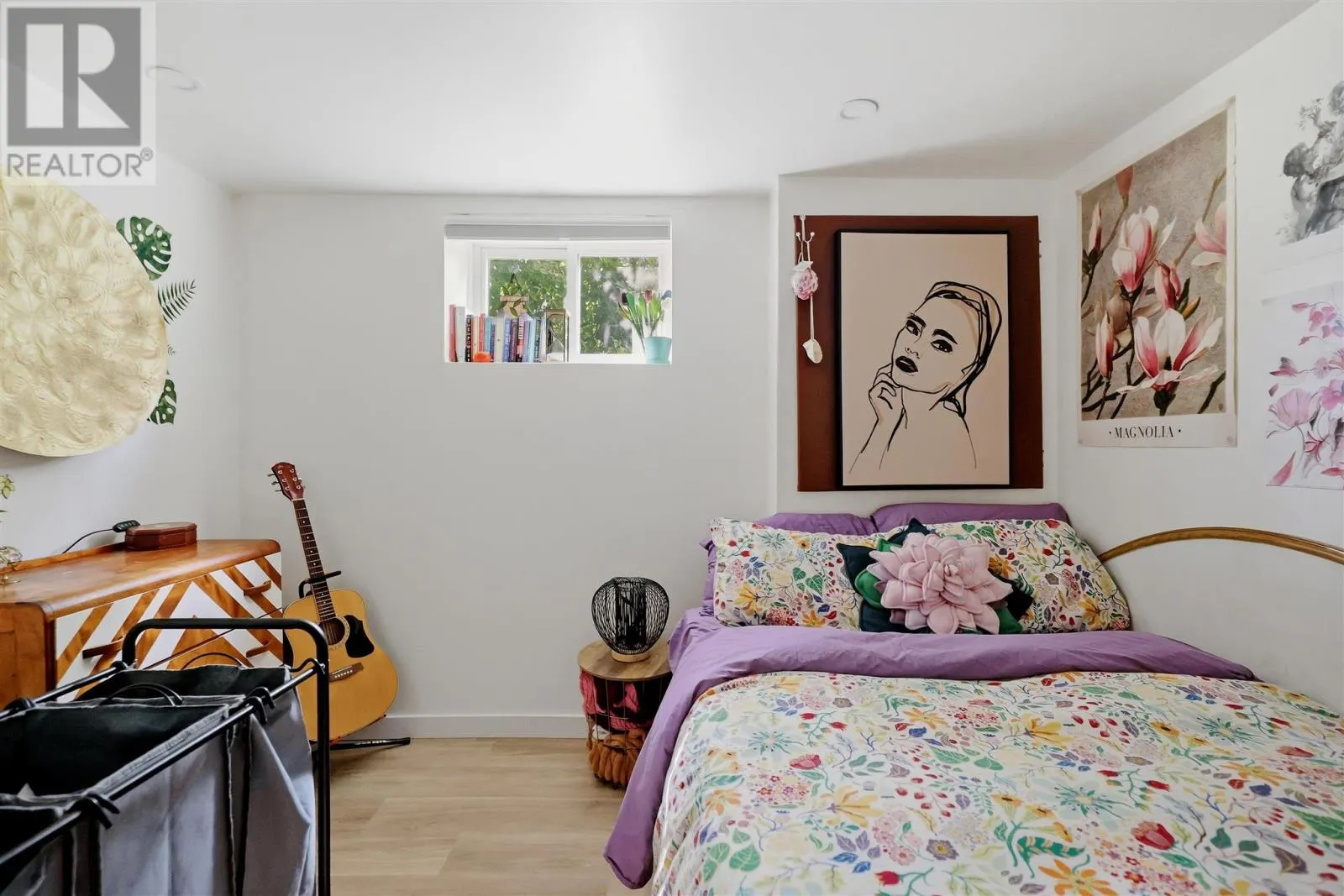 282 Spadina AVE