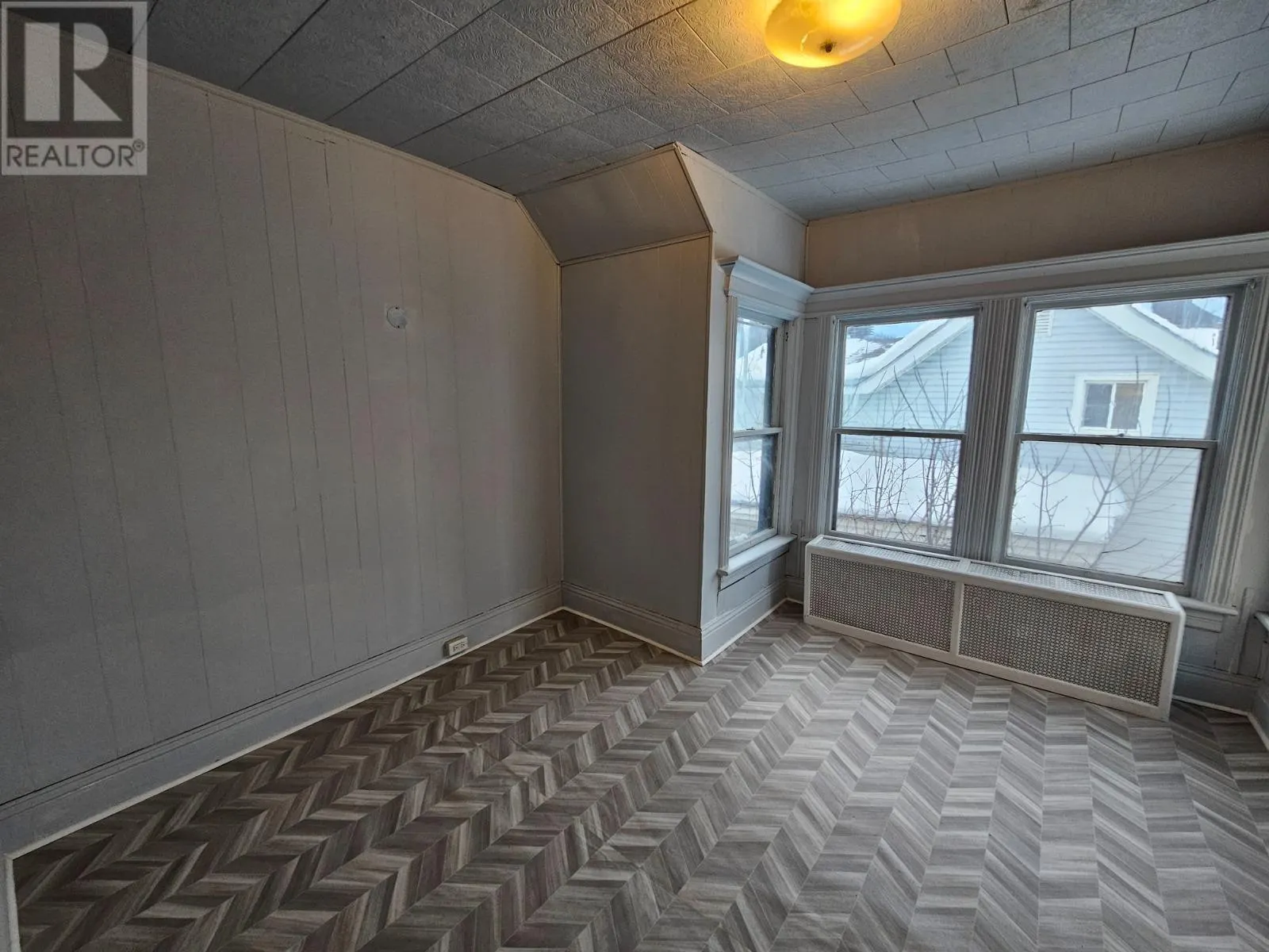 172 Pim ST