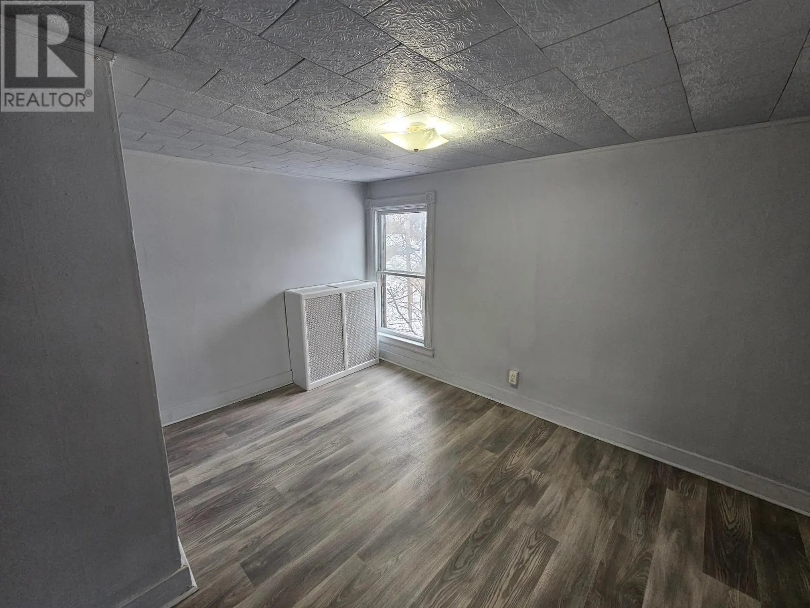 172 Pim ST