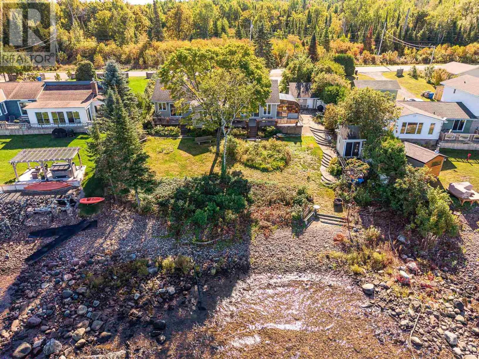 1944 Havilland Shores DR
