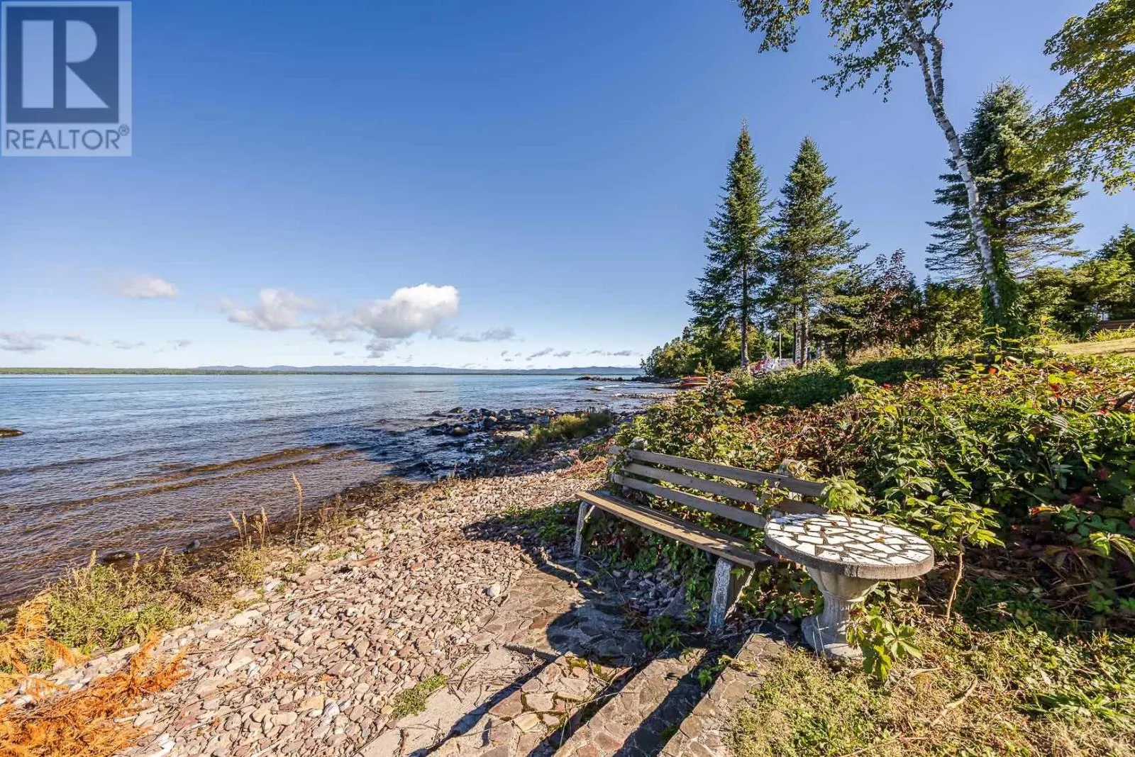 1944 Havilland Shores DR
