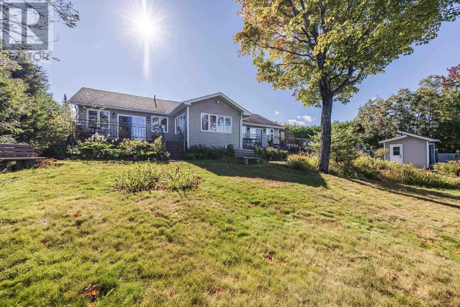1944 Havilland Shores DR