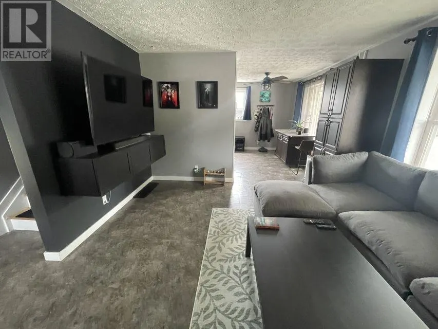 177 Axmith AVE