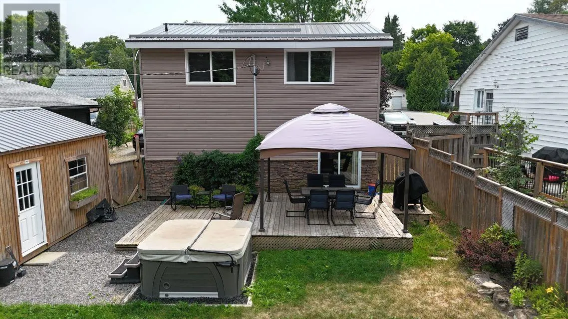 177 Axmith AVE