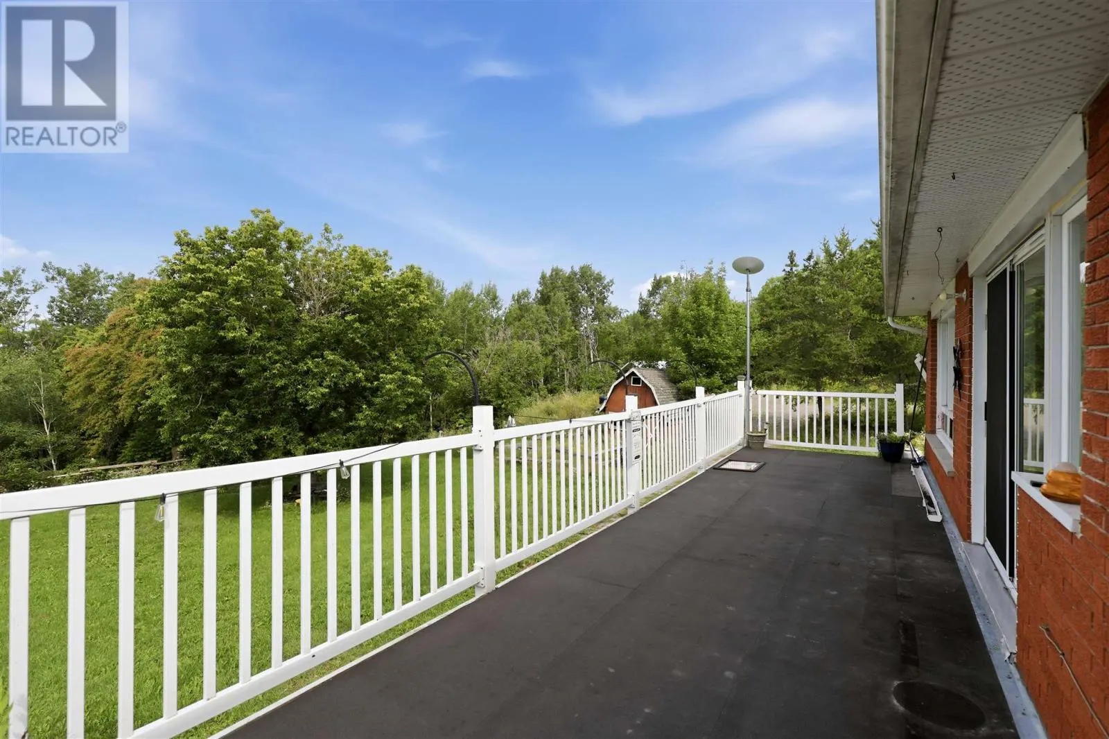 99 Findlay RD E