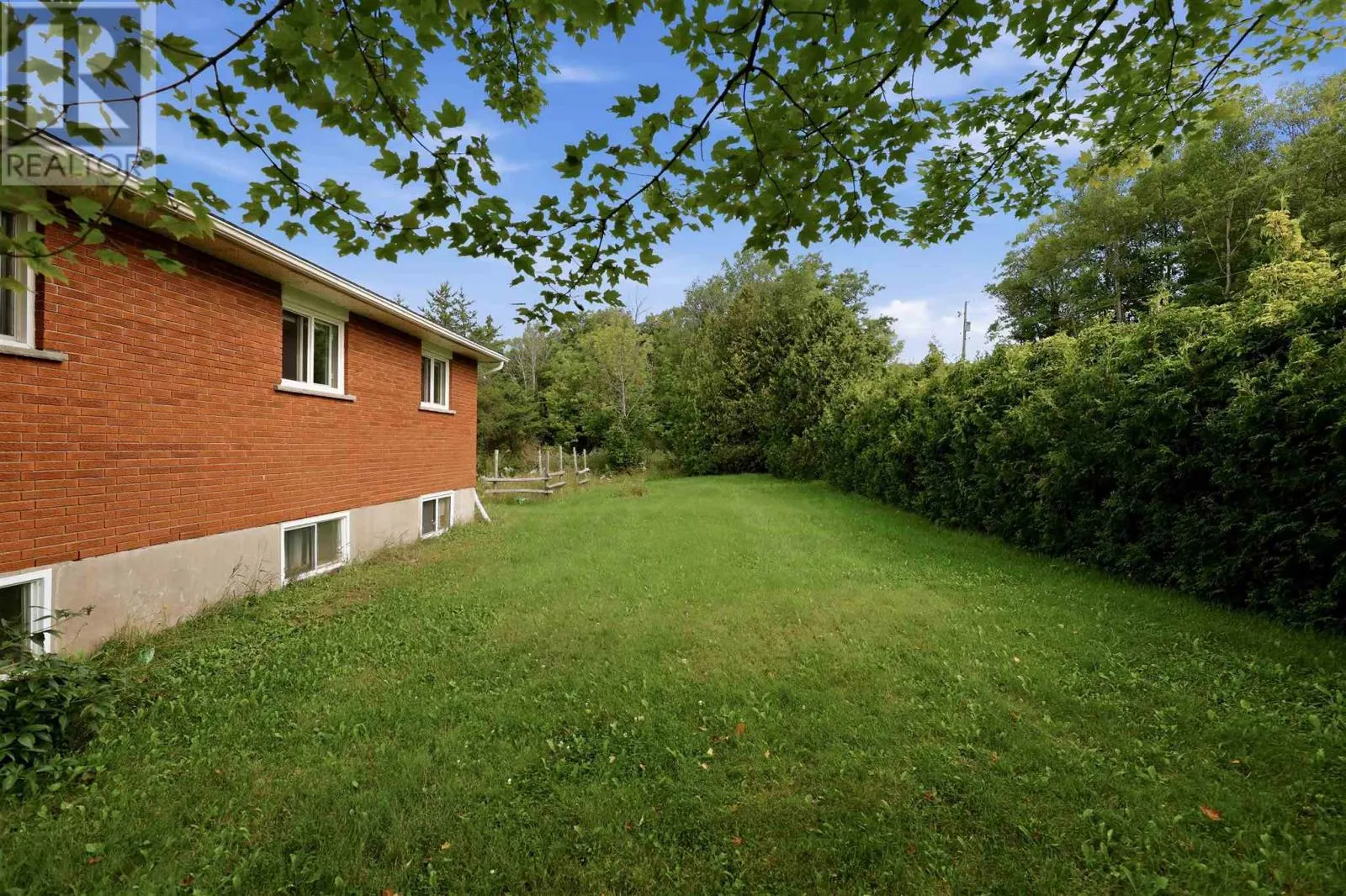 99 Findlay RD E