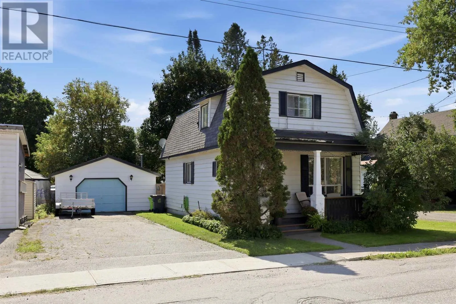 49 Hawthorne AVE