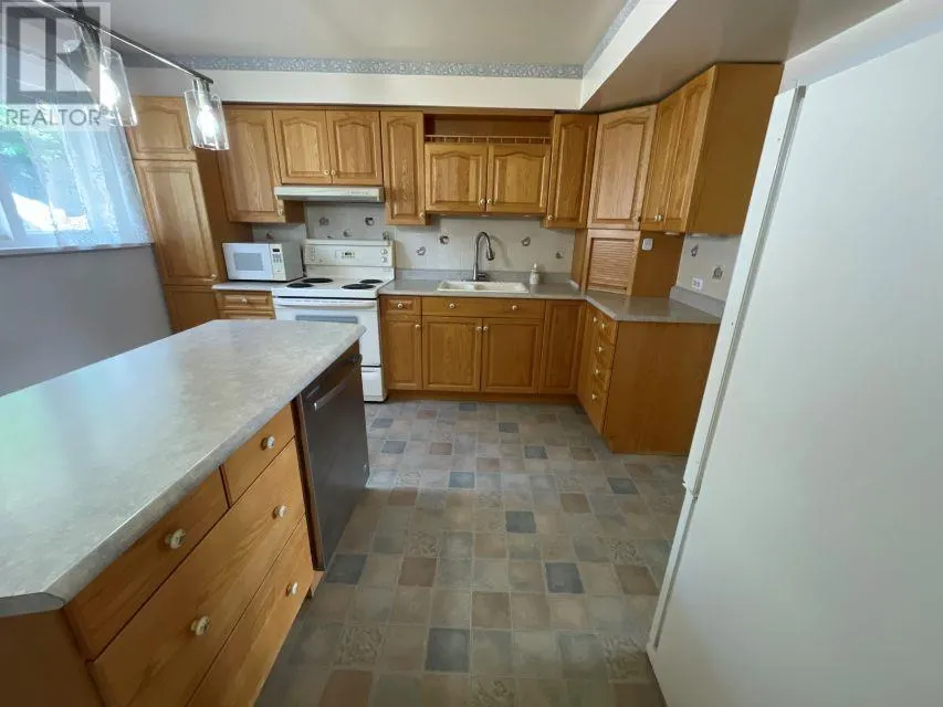 66 Dieppe AVE