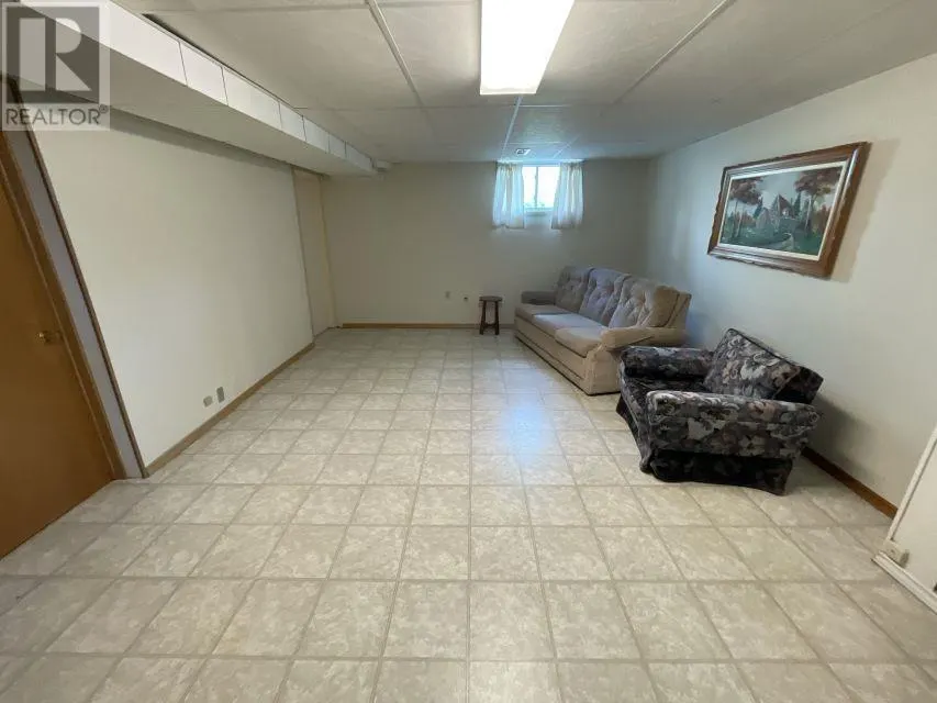 66 Dieppe AVE