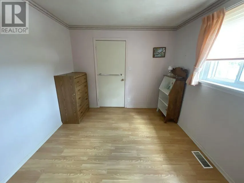 66 Dieppe AVE
