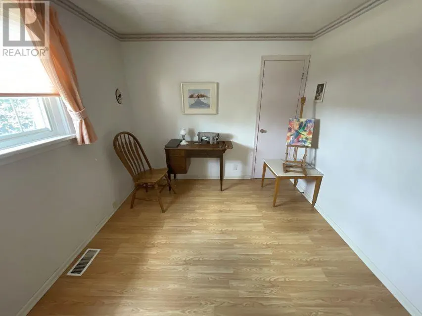 66 Dieppe AVE