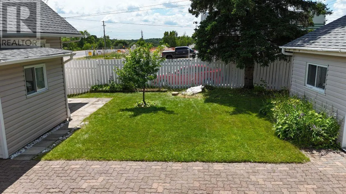 66 Dieppe AVE