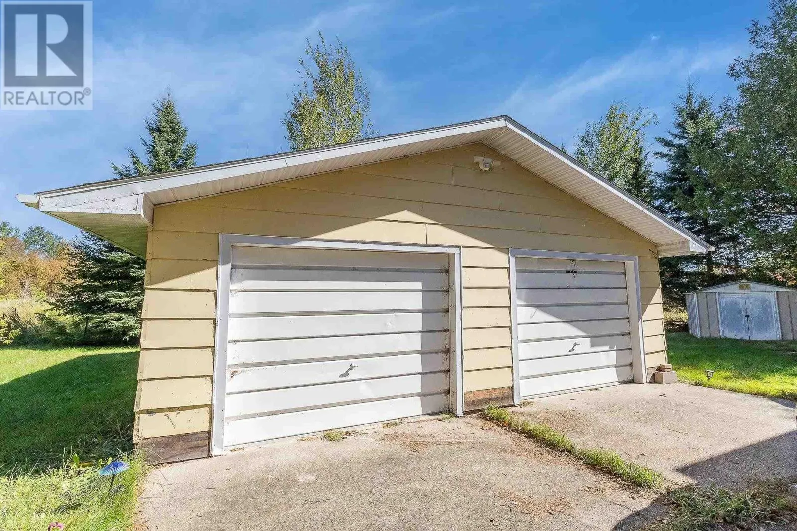 1310 Peoples RD