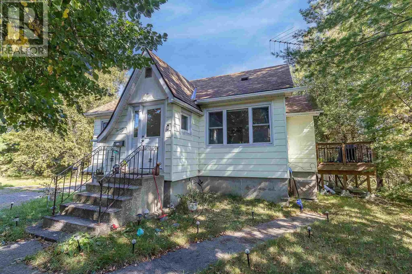 1310 Peoples RD