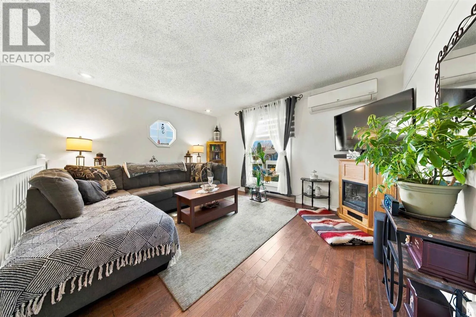 34 Sutton PL