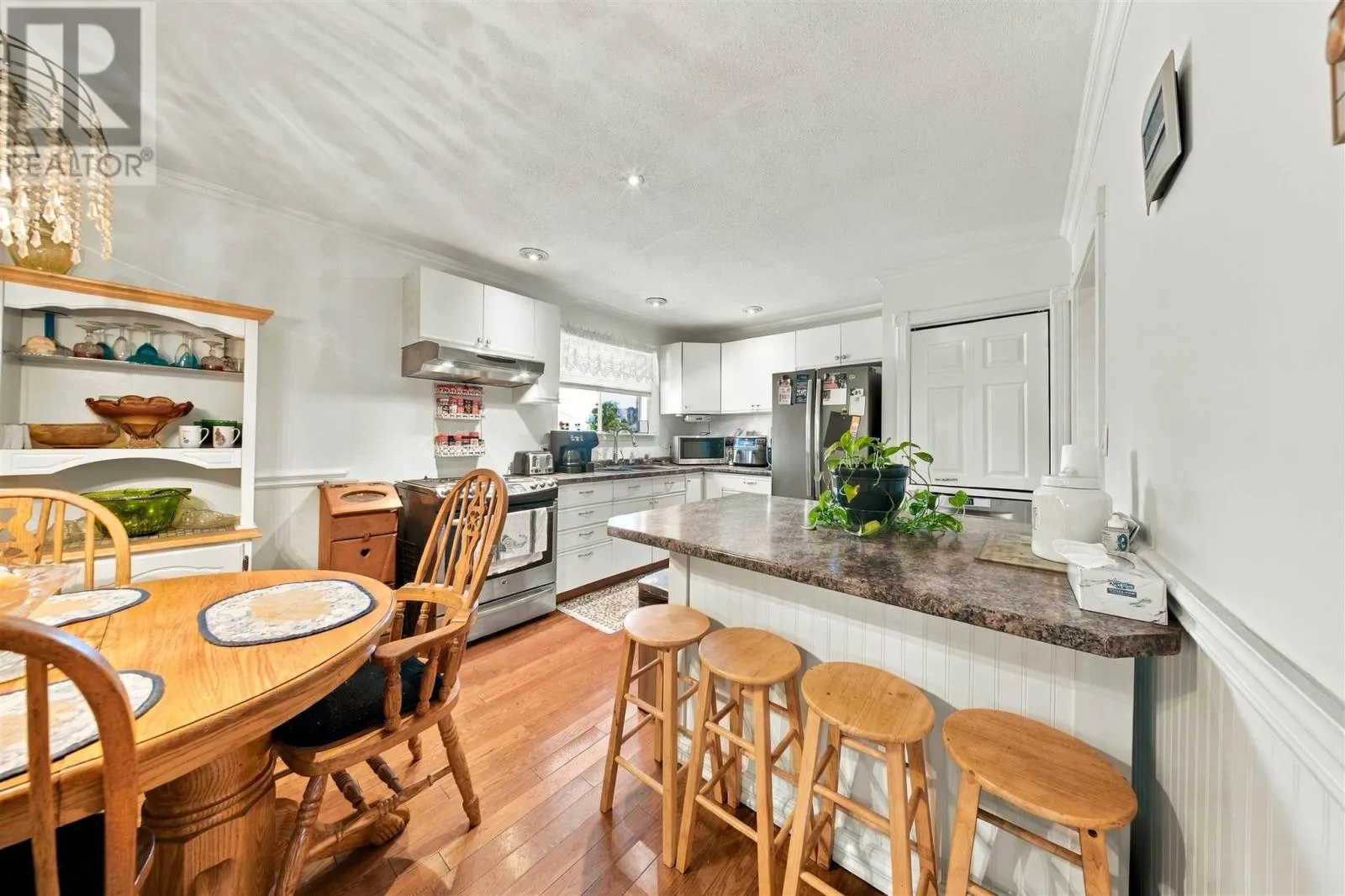 34 Sutton PL